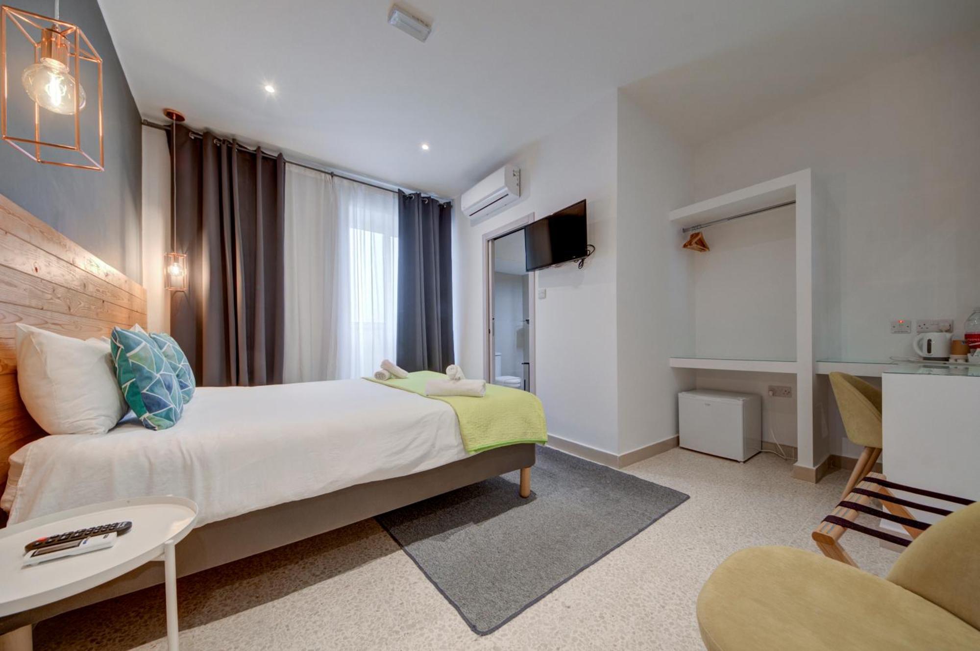 Caro Boutique Guest House San Ġwann Екстериор снимка